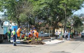 Jardim das Imbuias: além da praça. - Subprefeitura - Capela do Socorro -  Prefeitura