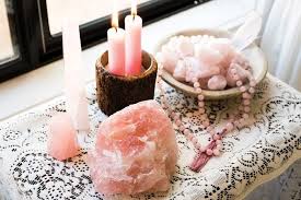 Feng Shui 6 Ways To Use Crystals At Home Ashlina Kaposta In 2020 Energy Muse Rose Quartz Meaning Crystals