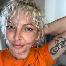 Wordle 1,324 4/6 ⬜⬜⬜🟨🟩 🟩⬜⬜⬜🟩 🟩🟩⬜⬜🟩 🟩🟩🟩🟩🟩