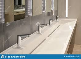 commercial bathroom, sink in a public