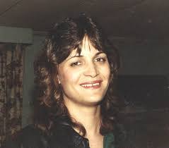 Lina Weaver's Instagram, Twitter & Facebook