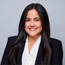 Last month I graduated Cum Laude from the University of Florida with a  Bachelors of Arts in Business Administration and a minor in Women's  Studies. I am eternally grateful for my time