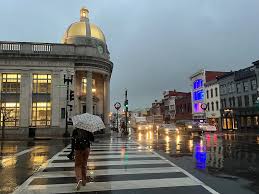 CWG Live: Morning showers, then clearing; snow potential Sunday into Monday