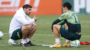 Confira horários de jogos, fotos, estatística da temporada e um pouco da história do seu time de futebol favorito. Novidade Na Escalacao Veja Como O Palmeiras Abriu Preparacao Para Decisao Da Copa Do Brasil