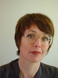 Ladies behind crystal veil