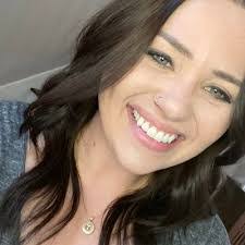 Jessica Thibodeaux's Instagram, Twitter & Facebook