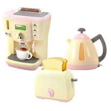 Amazon Com Playgo Coffee Machine Playhouse Toys Games Coffee Maker Machine Toy Kitchen Gourmet Kitchen Appliances