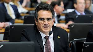 Previously, he was a deputy from piauí from 1995 to 2011. Senador Ciro Nogueira E Alvo De Operacao Da Pf Congresso Em Foco
