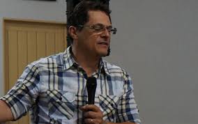 Resultado de imagem para ANDRÃ‰ LUIZ RUIZ - PALESTRAS