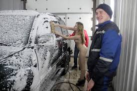 I don't want to go home by bus. Sexy Nude Car Wash Girls