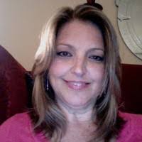 Amber Staggs's Instagram, Twitter & Facebook