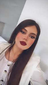 Videos de Andrea Marmolejo Cobos (@andreamcobos) con “Ni diablo ni santo ya  disponible por YouTube