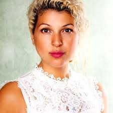 Randa Ray's Instagram, Twitter & Facebook