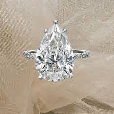 Gold, pear engagement rings : Pear Shaped Engagement Rings The Complete Guide