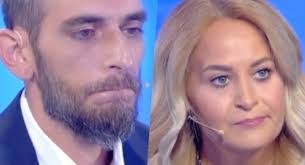 Tra gli ospiti paolo bonolis e stefano de . C E Posta Per Te Alessandro E Florinda Ancora Insieme Spunta Retroscena No Vax