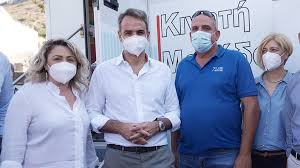 Χαρδαλιά οκτώ νησιά στα πρόθυρα lockdown (συναγερμός για το επιδημιολογικό φορτίο σε μύκονο, ίο, τήνο, σαντορίνη, λευκάδα, ζάκυνθο, ρόδο και κρήτη! Mhtsotakhs Apo To Re8ymno To Embolio Einai Asfales Den Exei Parenergeies Speyste Oloi Na Emboliasteite