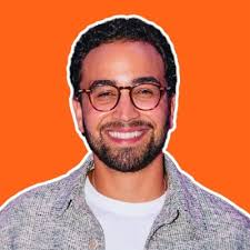 Just landed in Dallas for my first VidSummit. Excited to meet creators…