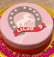Cake Anniversaire Girly Horse Anniversaire Girly Gateau Anniversaire Gateau Cheval