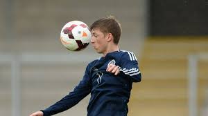 Ryan gauld (born 16 december 1995) is a scottish professional footballer who currently plays as a midfielder for portuguese club farense. Hibernian Sign Sporting Lisbon S Ryan Gauld On Loan Football News Sky Sports