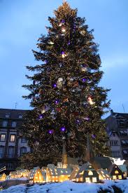 Bonjour, merci d'avoir partager toutes ces informations 🙂 j'ai prévu de visiter les marchés de noël de colmar cette année. Marche De Noel Wikipedia