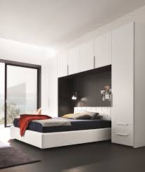 Armoire Pont De Lit Design Cozybedroom Armoire Pont De Lit Design En 2020 Deco Chambre A Coucher Chambre A Coucher Design Amenagement Chambre A Coucher