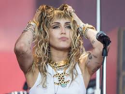 Miley cyrus, dua lipa, jax jones. Miley Cyrus Gets Modern Mullet Haircut Photos Allure