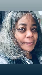 Nikki Willis's Instagram, Twitter & Facebook