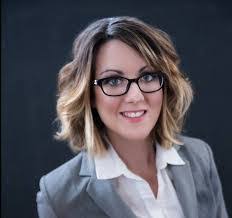 Carole Martins's Instagram, Twitter & Facebook