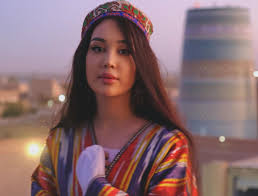 Professional xonanda, mahoratli aktrisa va ikki ogilning onasi Asal  Shodiyeva 32 yoshda (foto) — Daryo Yangiliklari