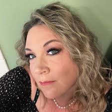 New to the area, seeking fantasy color expert stylist