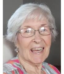 Eileen Bliss's Instagram, Twitter & Facebook