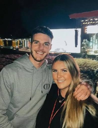 Declan Rice with his gorgeous wife, Lauren ❤️
