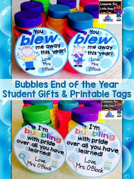 These tags are perfect for an end of the year gift for students! End Of The Year Student Gifts Gift Tags Lessons For Little Ones By Tina O Block Student Gifts Student Teacher Gifts Preschool Graduation
