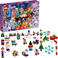 Lekker op vakantie met mia, andrea, stephanie, olivia en emma! Lego Friends Heartlake City Advent Calendar Joueclub