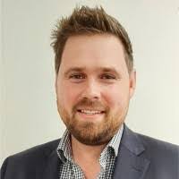 Justin Towner's Instagram, Twitter & Facebook