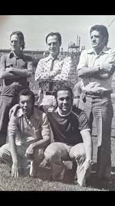 Amigos de verdade. Meu pai draulas Vaz.edson Costa. Nunes Macedo e o cuca legal José Carlos Rangel que legal!!