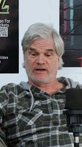 🎶📌Actor and singer Malaika Mitchell is our Featured Community Member  today! 🎭 Malaika shares her story and experience navigating life and art  as a blind performer in #TheaterByTheBlind's most intimate production yet,