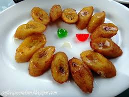 Bicara pisang goreng pasti parents langsung tertuju pada pisang goreng madu bu nanik yang menggoyang lidah itu, iya kan? Pisang Goreng Madu Coffee Queendom Flickr