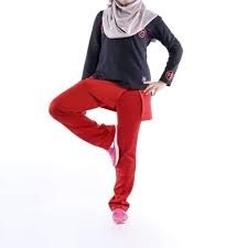 Diperhatikan di sini bukan pakaian wanita di sini maksudnya harus longgar.ini sebanarnya yang banyak juga mengundang. Butik Sukan Muslimah Home Facebook