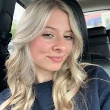 Hailey Buckley (@haileybuckleyy)