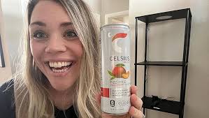 Amazon.com: CELSIUS Té verde de frambuesa y acai, bebida energética  esencial funcional, 12 onzas líquidas (paquete de 24)