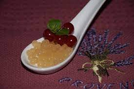 La Sferificazione E Un Processo Che Vede La Trasformazione Di Un Liquido In Caviale Pochi Semplici Passi Gastronomia Molecolare Ricette Antipasti Autunnali