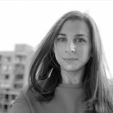 Samantha Mann's Instagram, Twitter & Facebook