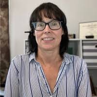 300+ perfiles de «Pyott»