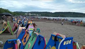 Update kondisi pantai pangandaran hari ini, minggu 14 maret 2021. Objek Wisata Pangandaran Ditutup Dua Pekan Bupati Akan Jor Joran Promosi Usai Penutupan Pikiran Rakyat Com