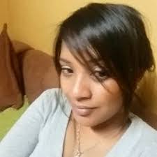 Leanna Hendricks's Instagram, Twitter & Facebook