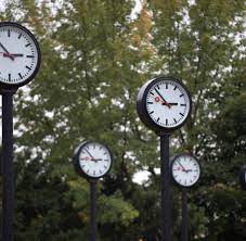 Sie wurden von der mitteleuropäischen sommerzeit oktober 2020 wurden die uhren von 3 uhr auf 2 uhr zurückgestellt. Alle Infos Zur Zeitumstellung Auf Die Sommerzeit 2014 Welt