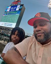 The Guy With Many Trades (@itisdjjoker) • Instagram photos and videos