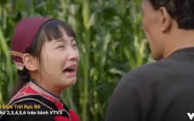 Đạo diễn nói gì khi trang phục người Dao trong phim gây tranh cãi?