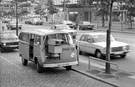 Die radarkontrolle spült zugleich aber auch umfangreiche einnahmen in die kassen, die für den infrastrukturausbau und die verkehrsüberwachung aufgewandt werden können. 60 Jahre Radarfalle Ein Geburtstag Den Niemand Feiert Mopo De